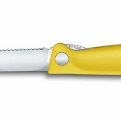 Null Victorinox | Swiss Classic Faltbares Gemüsemesser Gelb Brotzeitmesser -Null Shop 89a3bd59 d6f7 4484 8ea1 6b1beb299d47