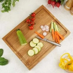 Null Servier- Und Schneidebrett Alina Aus Massivholz Eiche Von Holz4home® -Null Shop b019556f 1ae9 4234 9a8e 4b313afe3b4f